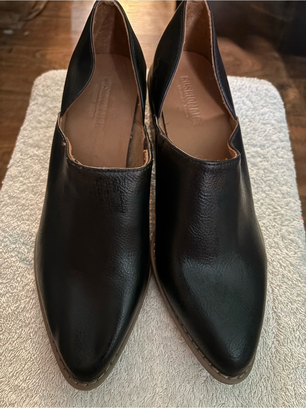 Cyntia Rowley Women Ankle Boots Size 9